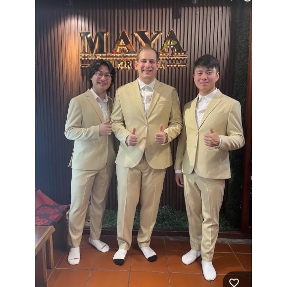 Group Custom Suit Experience